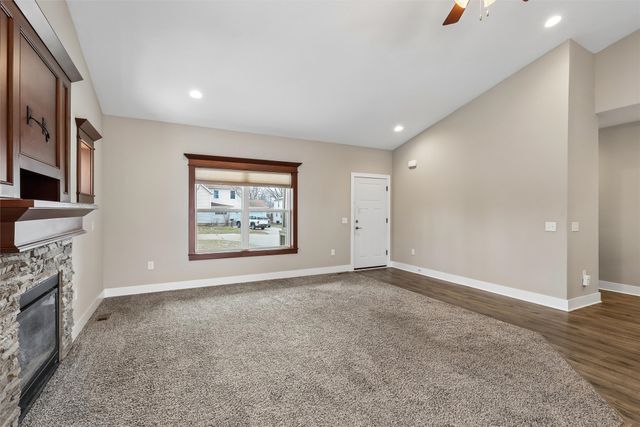 219 S 12th Street, Adel, IA 50003