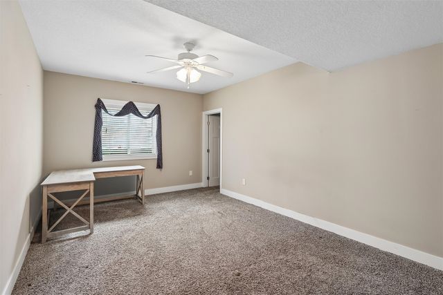 219 S 12th Street, Adel, IA 50003