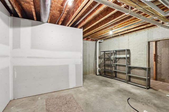 219 S 12th Street, Adel, IA 50003