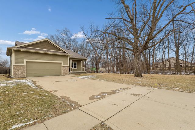 219 S 12th Street, Adel, IA 50003