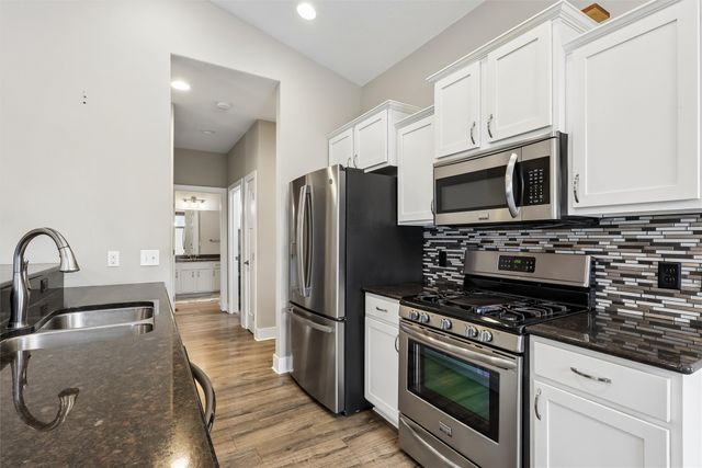 219 S 12th Street, Adel, IA 50003