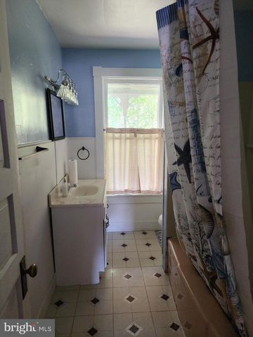 135 S MAIN ST, Keyser, WV 26726