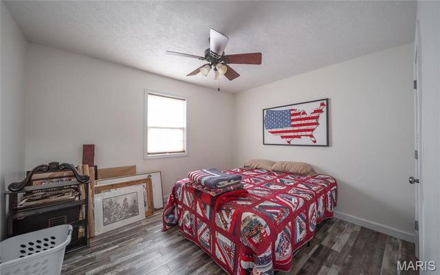 18444 Charity Drive, Dixon, MO 65459