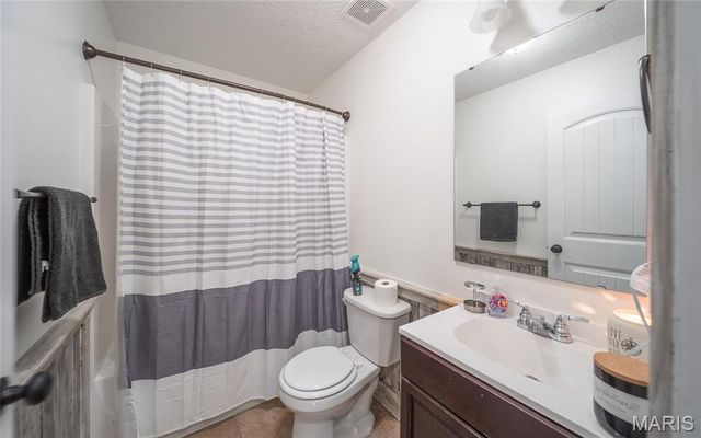 18444 Charity Drive, Dixon, MO 65459