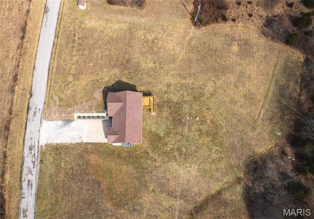 18444 Charity Drive, Dixon, MO 65459