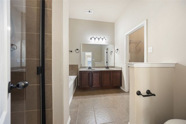 5124 Hidden Knolls Drive, Mckinney, TX 75071