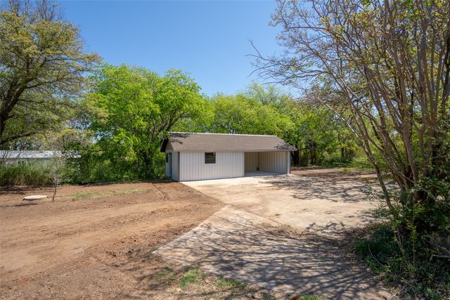 6100 Black Leaf Court, Fort Worth, TX 76135