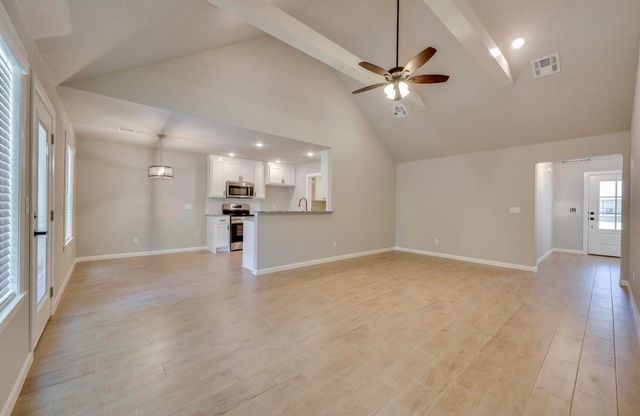 104 Zachary Drive, Grove, OK 74344
