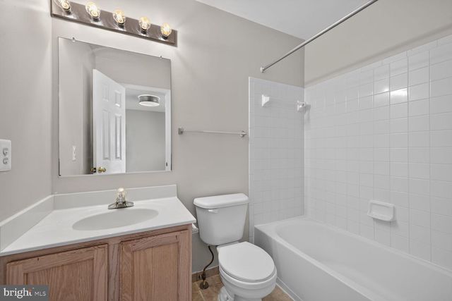 13504 HAMLET SQUARE CT, Germantown, MD 20874
