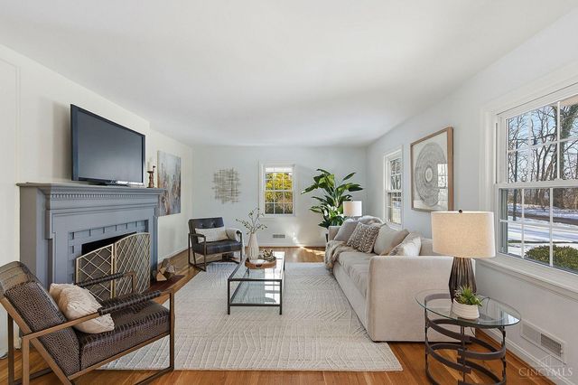 6602 Miami Bluff, Mariemont, OH 45227