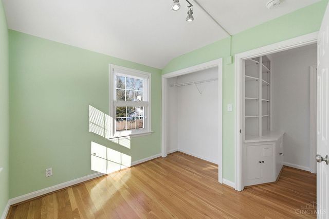 6602 Miami Bluff, Mariemont, OH 45227