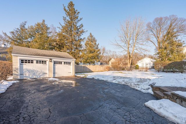 6602 Miami Bluff, Mariemont, OH 45227