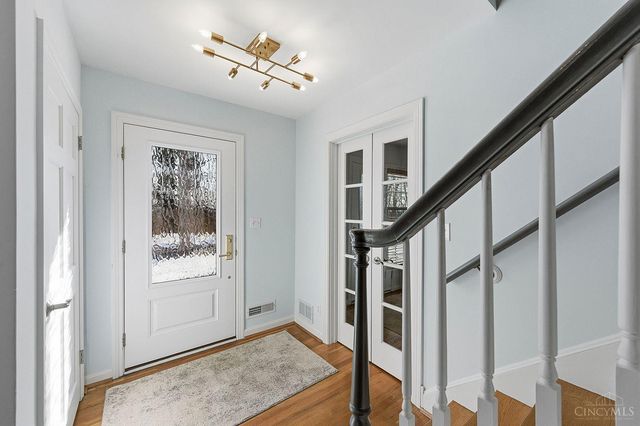 6602 Miami Bluff, Mariemont, OH 45227