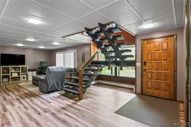 7945 Hywood Drive, Boston, NY 14075