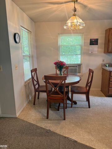 520 Sheldon Street, Algonac, MI 48001