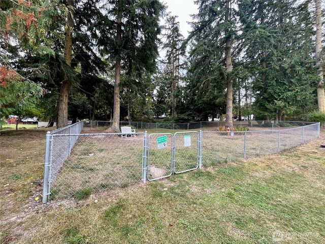 392 Industrial Parkway #11, Sequim, WA 98382