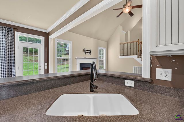 242 Carsons Walk, Macon, GA 31216