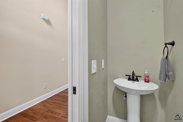 242 Carsons Walk, Macon, GA 31216