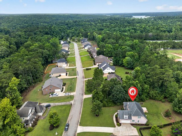 242 Carsons Walk, Macon, GA 31216