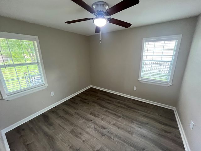 6415 Godfrey Avenue, Dallas, TX 75217