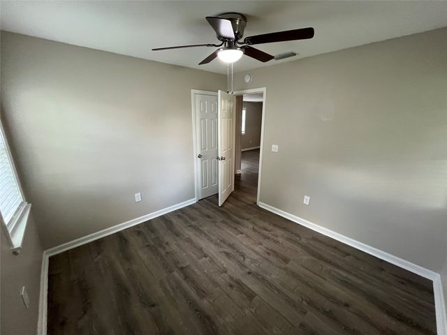 6415 Godfrey Avenue, Dallas, TX 75217