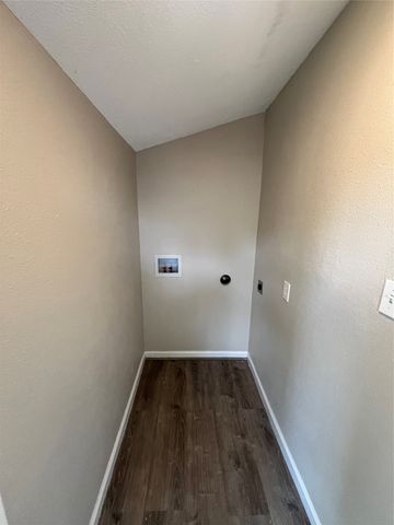 6415 Godfrey Avenue, Dallas, TX 75217