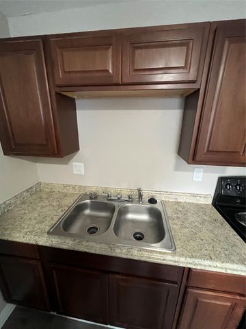 6415 Godfrey Avenue, Dallas, TX 75217