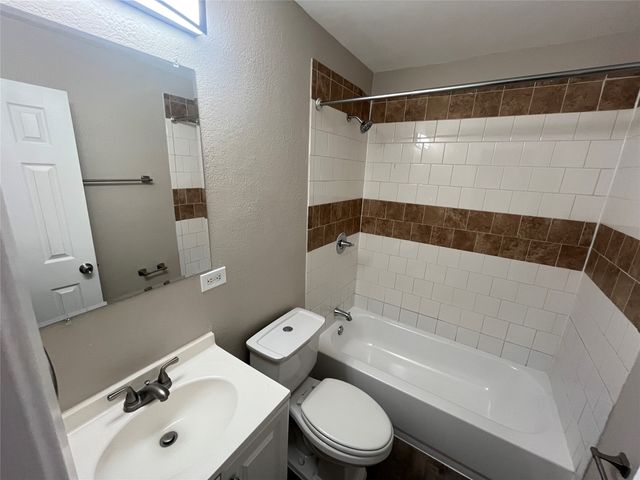 6415 Godfrey Avenue, Dallas, TX 75217