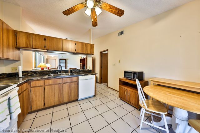 5511 Granada Boulevard, Sebring, FL 33872