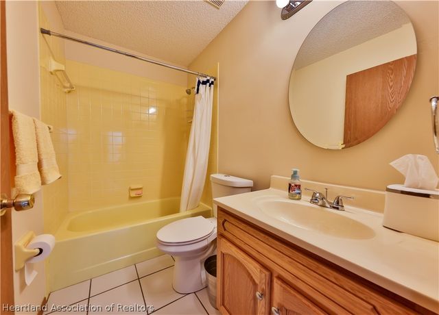 5511 Granada Boulevard, Sebring, FL 33872