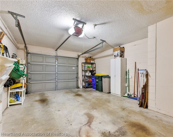 5511 Granada Boulevard, Sebring, FL 33872