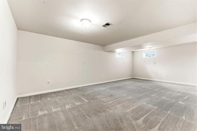 14606 CEDAR KNOLL DR, Centreville, VA 20120