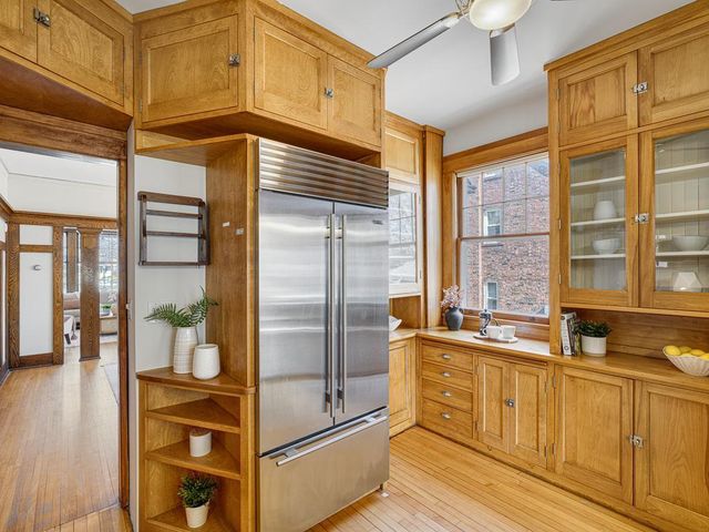 1866 Summit Avenue, Saint Paul, MN 55105