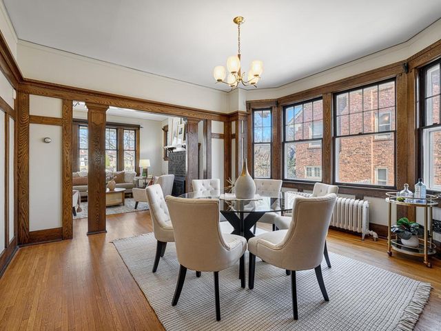 1866 Summit Avenue, Saint Paul, MN 55105