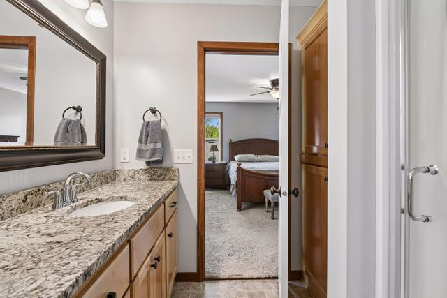 4306 Zane Avenue N, Crystal, MN 55422