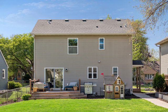 4306 Zane Avenue N, Crystal, MN 55422