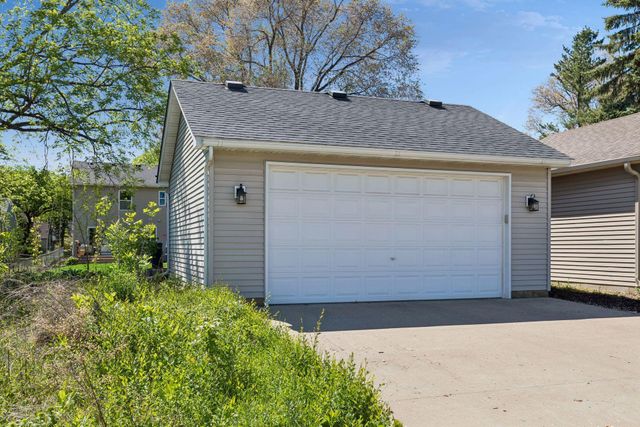 4306 Zane Avenue N, Crystal, MN 55422