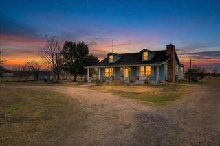 278 Leuschner Road, Elm Mott, TX 76640