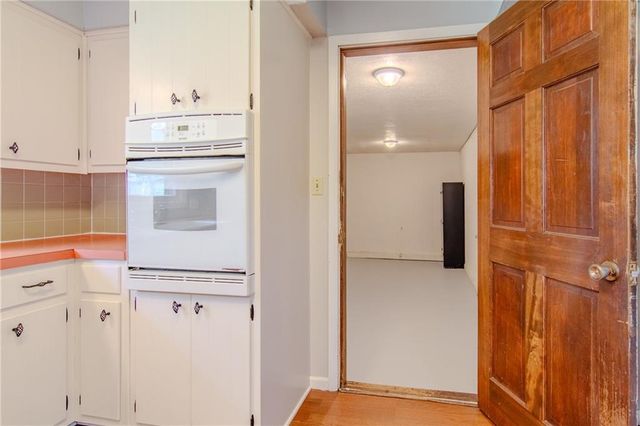103 8th Street, Garden City, MO 64747