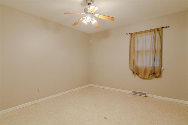 103 8th Street, Garden City, MO 64747