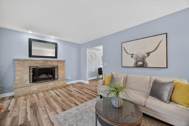 2021 22nd Street NW, Rochester, MN 55901