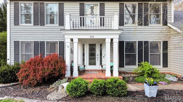 556 Red Rock Drive, Ballwin, MO 63011