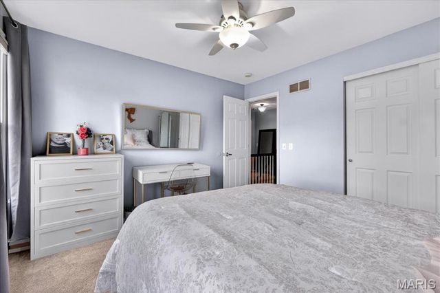 556 Red Rock Drive, Ballwin, MO 63011