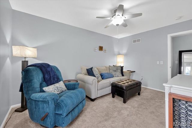 556 Red Rock Drive, Ballwin, MO 63011