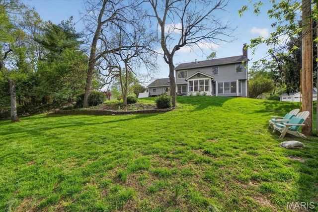 556 Red Rock Drive, Ballwin, MO 63011