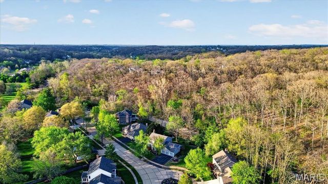 556 Red Rock Drive, Ballwin, MO 63011