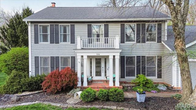556 Red Rock Drive, Ballwin, MO 63011