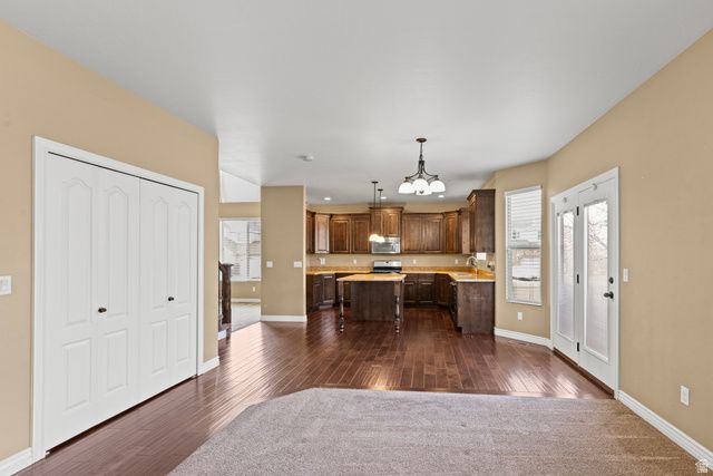 698 W 650 S, Layton, UT 84041