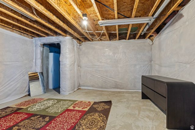 698 W 650 S, Layton, UT 84041