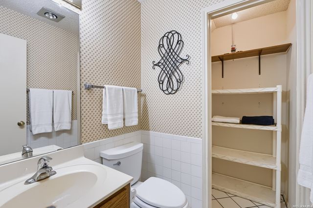 9706 Trawood, San Antonio, TX 78250